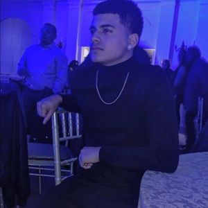 Meet your Posher, Gabriel